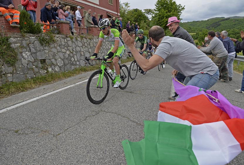 

Il passaggio della 7a tappa del Giro d'Italia - Frosinone-Foligno © Photo La Presse/RCS Sport